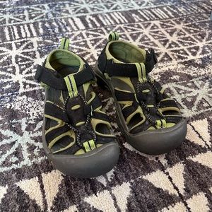 Keen Sandals - Size 1